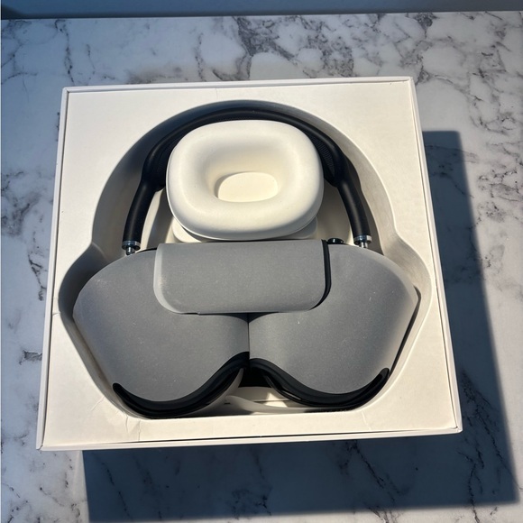 Gen 2 maxes - Picture 2 of 6